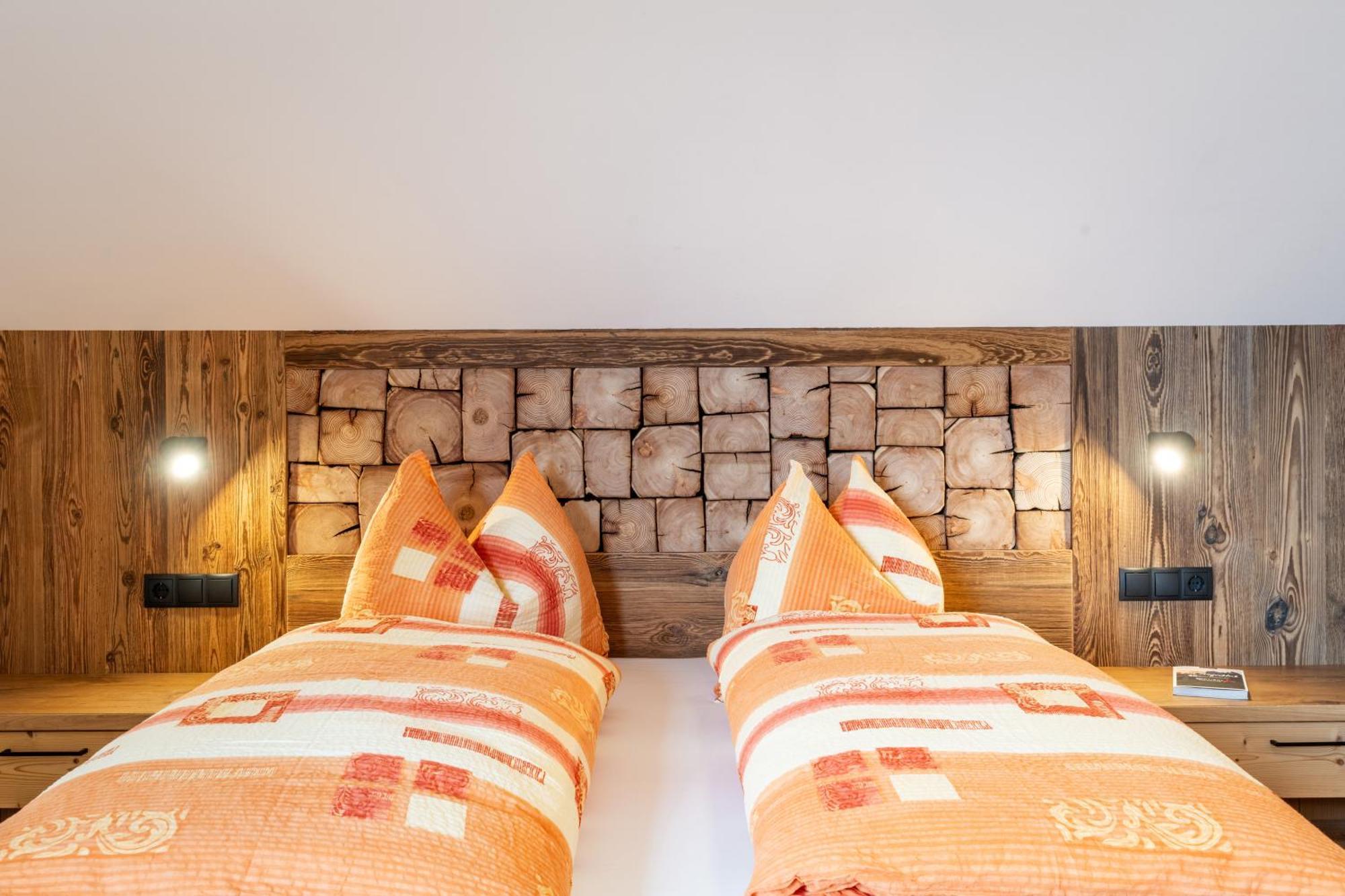 Kahnwirt Apartment Santa Maddalena in Casies Екстериор снимка